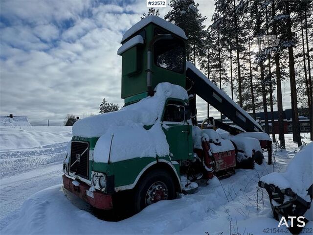 Автокран Volvo Skid Steer Loader w/ Jonsred Crane