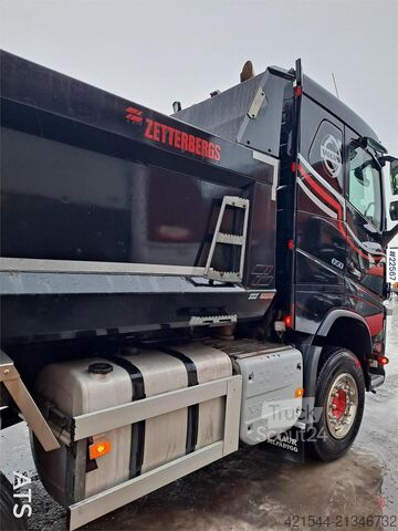 Kippiauto Volvo Fh16 650 6x4 Tipper Truck w/ Sørling Triple Traile