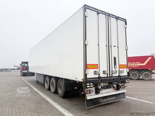 Рефрижераторная/морозильная транспортировка Schmitz Cargobull Refrigerated trailer / Kühlauflieger / Køletrailer