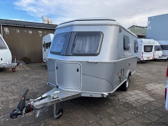 Путешествующий автоприцеп (туристический караван) Eriba Touring 540 Legend