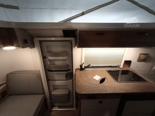 Путешествующий автоприцеп (туристический караван) Eriba Touring 540 Legend