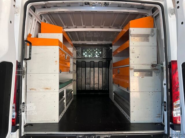 Fourgon tôlé IVECO Daily 35s18 3,0 HPI *AHK=3.500Kg*Garantie*1.Hd