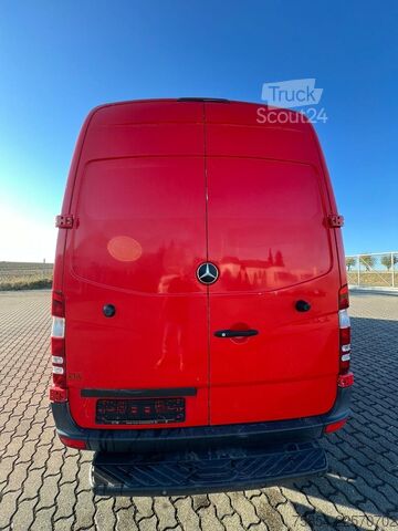 Dodávka s vysokou střechou MERCEDES-BENZ Sprinter II Kasten 216 CDI