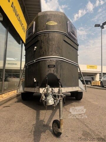 Atrelado de transporte de cavalos BÖCKMANN P20 2 Pferdeanhänger Vollpoly 2,0t