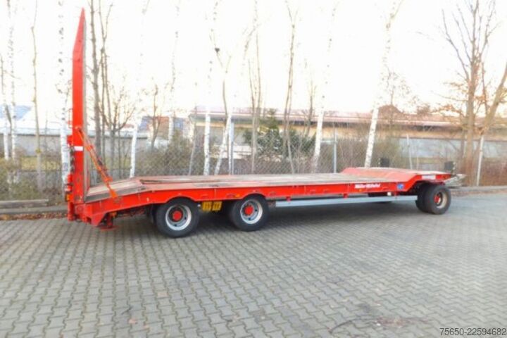 Remorque porte-engins surbaissée Müller-Mitteltal T 3  3 Achs Tieflader- Anhänger