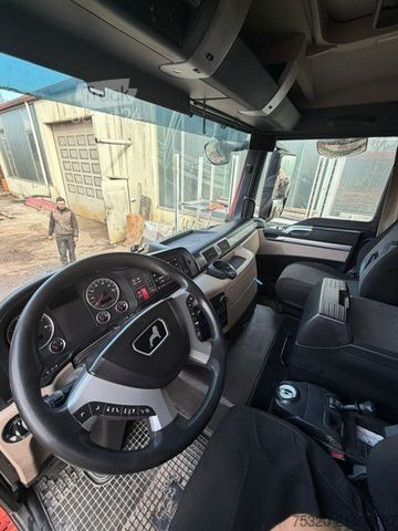 Üç taraflı damperli kamyon MAN 26.460 Kipper 6x4