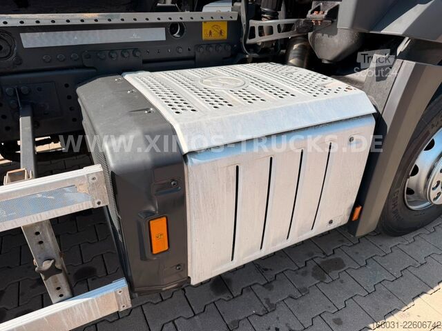 Tovornjak s kavljem za kontejnerje MERCEDES-BENZ Arocs 2636 6X2 Meiller Abroller - Lift/steering