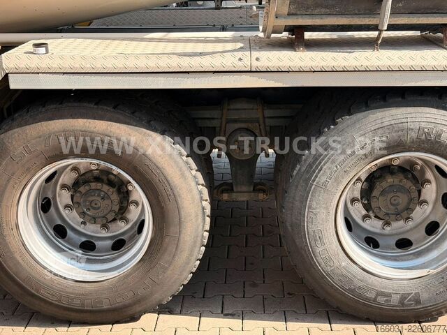 Beton mikser kamyonu MAN TGS 32.420 8X4 Liebherr 9M3 - 195.000km!