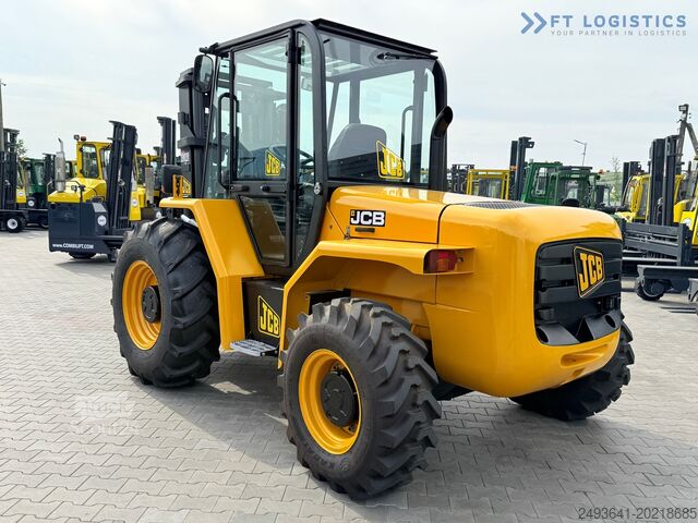Carretilla elevadora todo terreno JCB 940 / TRIPLEX 4500 / FREE-LIFT NEW TIRES
