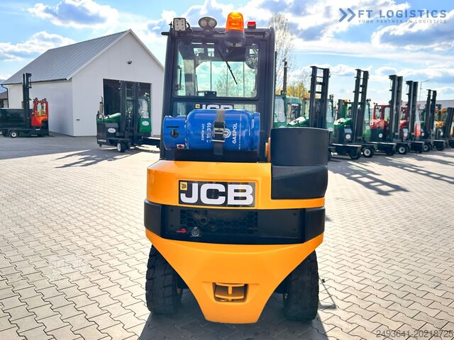 Teleskopski manipulator JCB TLT30G / GAS / 4100MM / FULL CABIN / FOR