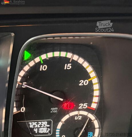 Nagy térfogatú nyergesvontató Mercedes-Benz Actros 1840 Kipphydraulik | 4x2 | StreamSpace | Euro 6c