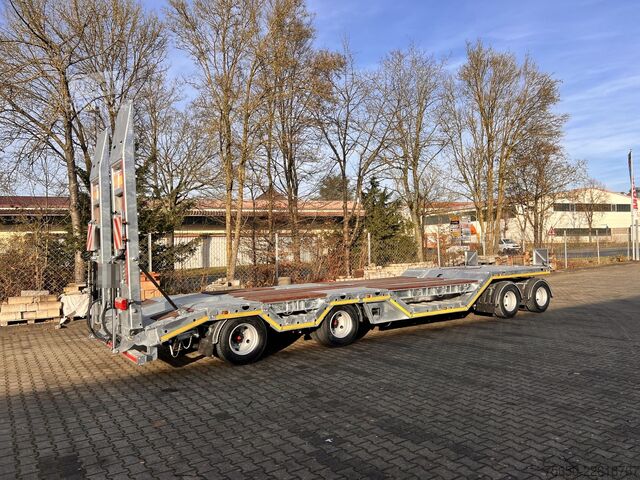 Dieplader oplegger Möslein T 4 VB H1 R  neuer 4 Achs Tieflader + Radmulden