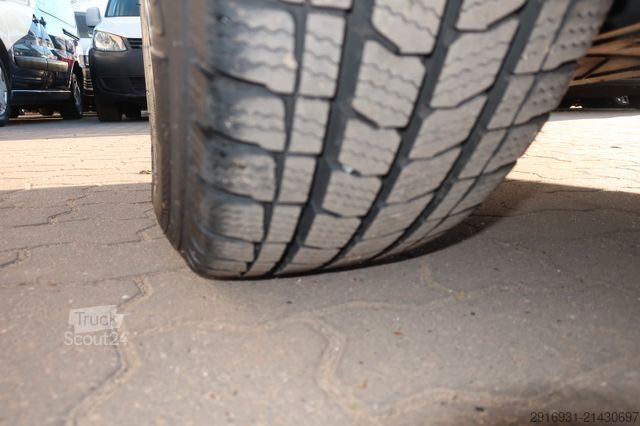 Κλειστό βαν MERCEDES-BENZ Vito Kasten 111 CDI FWD lang / Klima / PDC