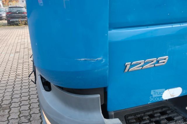 Autocamion cu caroserie tip cutie MERCEDES-BENZ Atego 1223 / 1.Hand/Luftfahrwerk/Autom./FN: A99