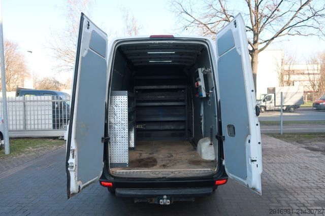 Magas tetős furgon VOLKSWAGEN Nr.202 Crafter 1.Hand / Klima / Navi / PDC