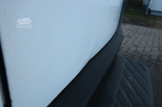 Magas tetős furgon VOLKSWAGEN Nr.202 Crafter 1.Hand / Klima / Navi / PDC