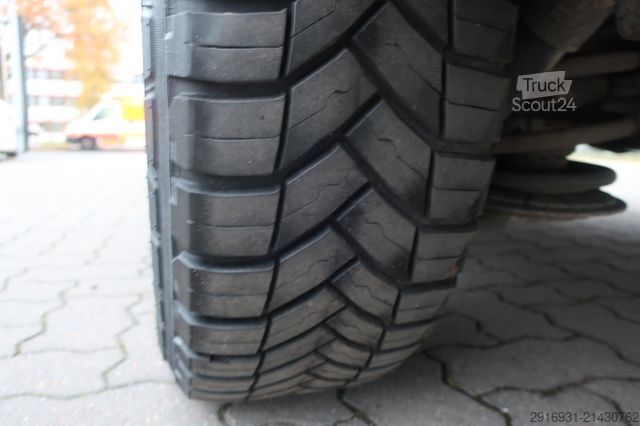 Minibus MERCEDES-BENZ Vito Tourer 111 CDI Base FWD extralang / FN: A31