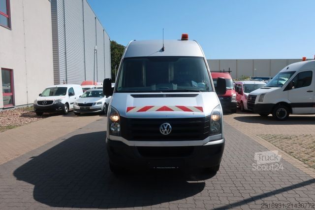Magas tetős furgon VOLKSWAGEN Crafter 1. Hand / SHZ / PDC / FN: 86