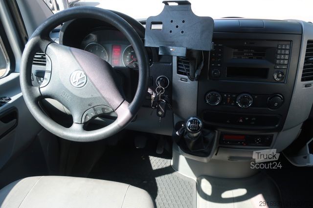 Magas tetős furgon VOLKSWAGEN Crafter 1. Hand / SHZ / PDC / FN: 86