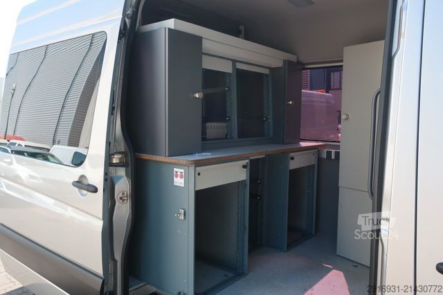 Magas tetős furgon VOLKSWAGEN Crafter 1. Hand / SHZ / PDC / FN: 86