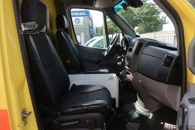 Brandbil MERCEDES-BENZ Sprinter 519 CDI RTW / 1. Hand /SHZ / Fzg Nr:A16