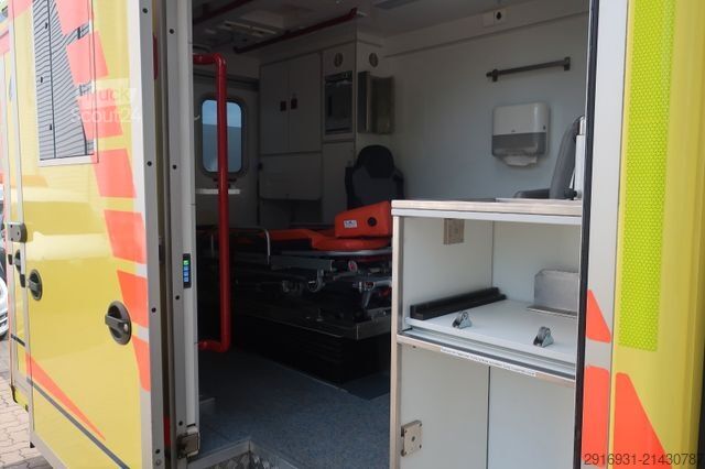 Brandbil MERCEDES-BENZ Sprinter 519 CDI RTW / 1. Hand /SHZ / Fzg Nr:A16