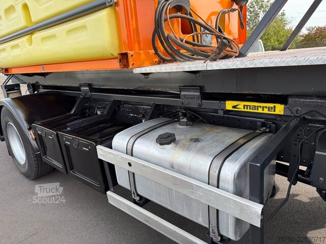 Камион с кука за контейнери IVECO Trakker 330 4x4 Marrel Winterdienst