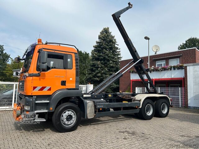 Haakarm vrachtwagen MAN TGA 26.400 MEILLER Abroller mit 13t Achsen 6x4