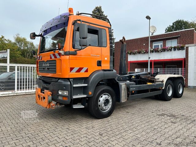 Haakarm vrachtwagen MAN TGA 26.400 MEILLER Abroller mit 13t Achsen 6x4