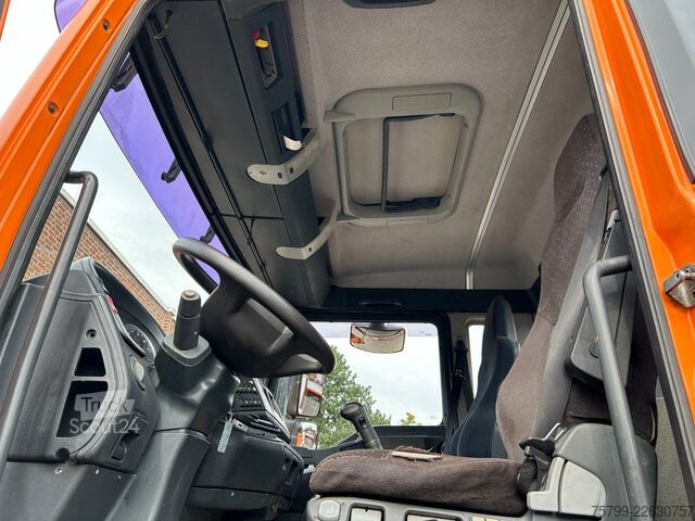 Haakarm vrachtwagen MAN TGA 26.400 MEILLER Abroller mit 13t Achsen 6x4