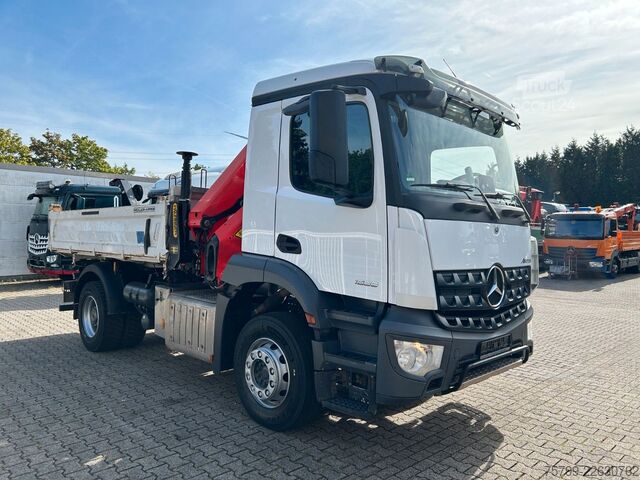 Kolmisivuinen kippiauto MERCEDES-BENZ 1835 Arocs 3Skipper MEILLER + PK14501 SLD5 Kran