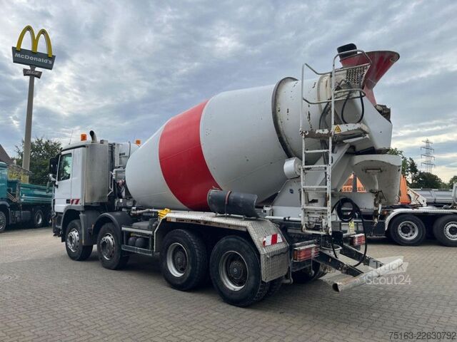 Автобетонозмішувач MERCEDES-BENZ Actros 3241 B 8x4  Betonmischer Deutsch Top Lieb