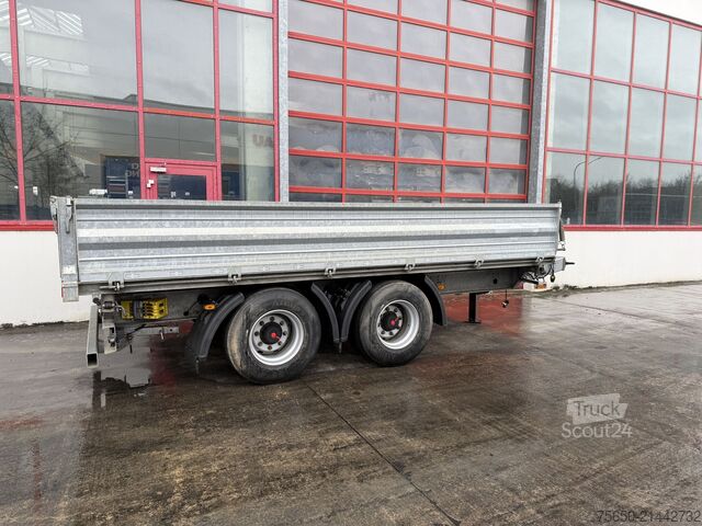 Remorcă basculantă  18 t  18 t Tandemkipper- Tieflader, wenig Benutzt, Breitbereifung