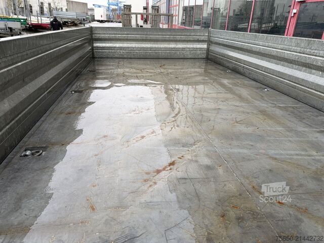 Remorcă basculantă  18 t  18 t Tandemkipper- Tieflader, wenig Benutzt, Breitbereifung