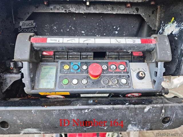 Leddbar teleskopisk arbeidsplattform Hinowa Lightlift 1470 3S