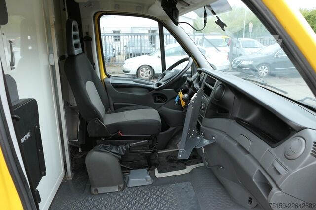 Skåpbil iveco Daily 35 S11 C30C AUTOMATIK KAMERA Regale LUFT DURCHGANG EURO-5 CoC