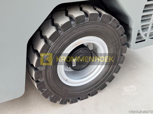 Chariot élévateur à loader latéral Baumann GX 70/12/40 ST