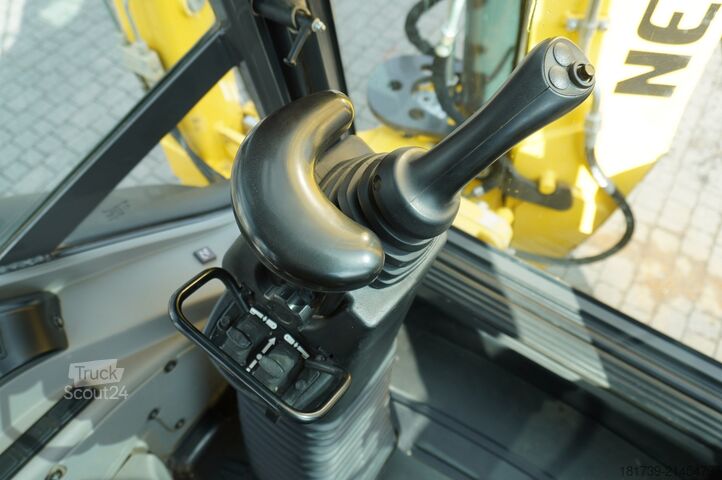 Rétrochargeuse New Holland B115B backhoe loader / 4600 MTH ! / 2020