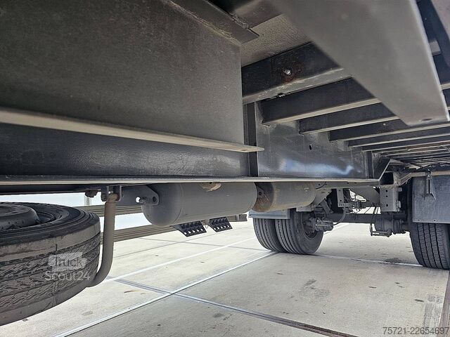 Autotransporter varevogn SYSTEM TRAILERS PS10 CITY NEW CURTAINS