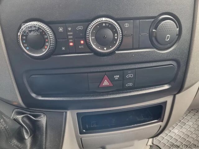 Furgoneta con caja Mercedes-Benz Sprinter 314 CDI/ L2H2/ Aut./ Airco/ Camera/ Navi