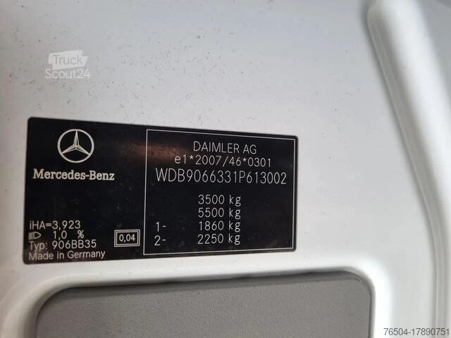 Furgoneta con caja Mercedes-Benz Sprinter 314 CDI/ L2H2/ Aut./ Airco/ Camera/ Navi