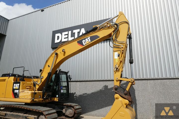 Vikšrinis ekskavatorius Caterpillar 320FL