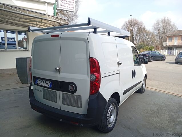 Fourgon tôlé FIAT Doblo Cargo officina mobile