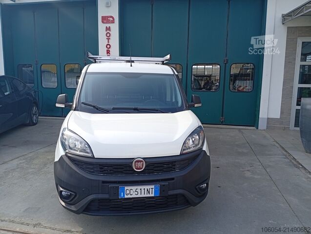 Fourgon tôlé FIAT Doblo Cargo officina mobile