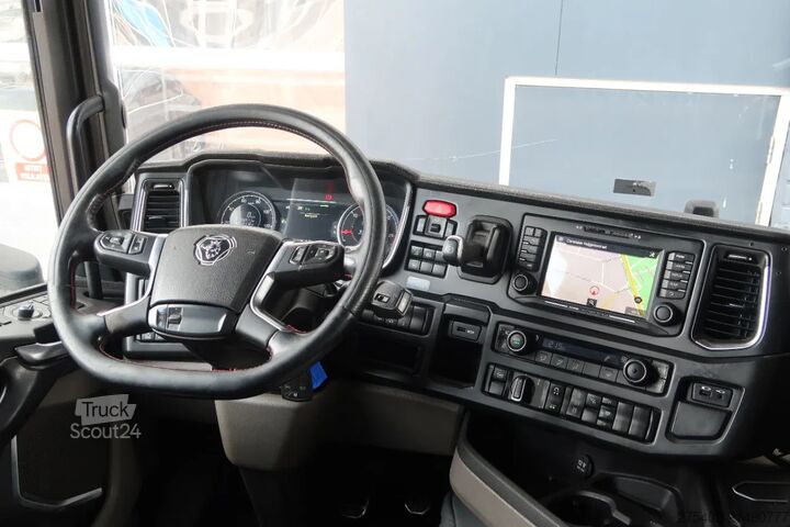 Chassis with cab Scania R520 V8 NGS 6X2/ CHASSIS