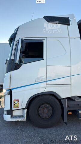Standard-SZM Volvo FH 500 6x2 Tractor Unit