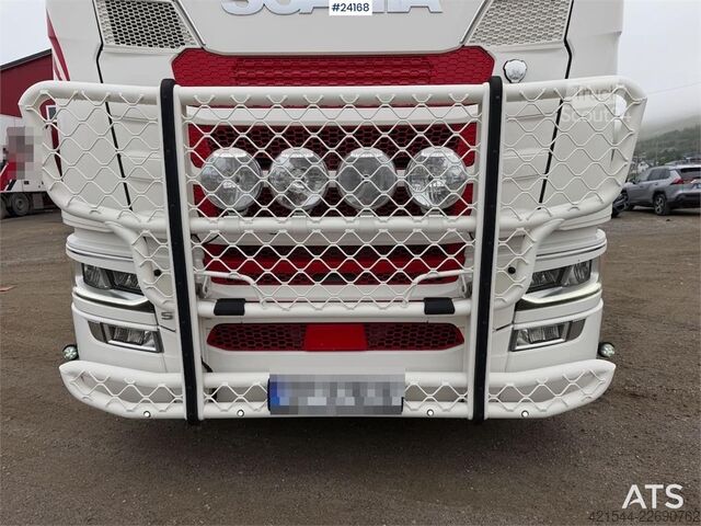 Standaard-SZM Scania S650 6x2 trekkvogn m/ hydraulikk, NATO kontakt og