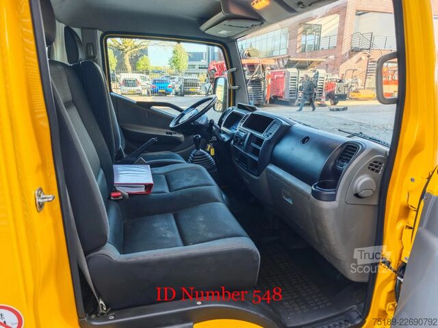 Hefplatform Nissan Cabstar 35.12 NT400 Palfinger P220B