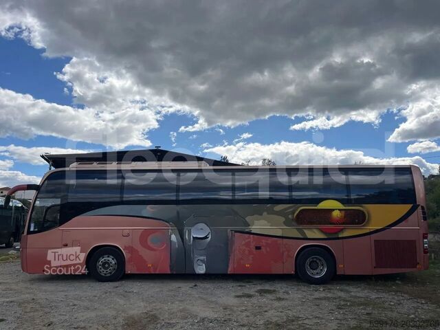 Туристический автомобиль Volvo 9700