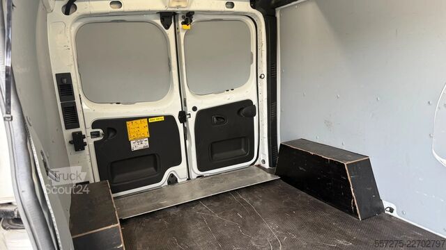 Furgão de painéis Renault Trafic Trafic 1.6 DCI T29L2H1COMEN